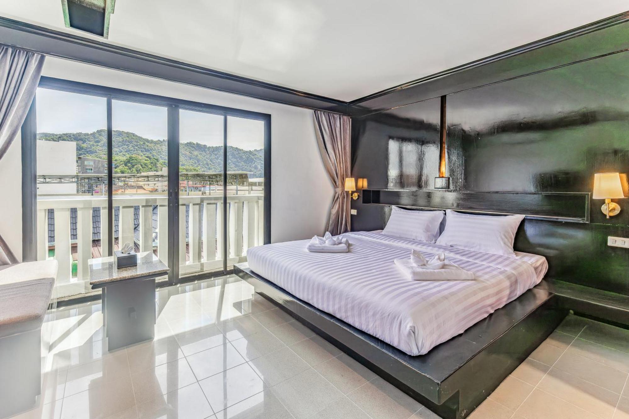 Rattana Beach Hotel Karon Екстер'єр фото